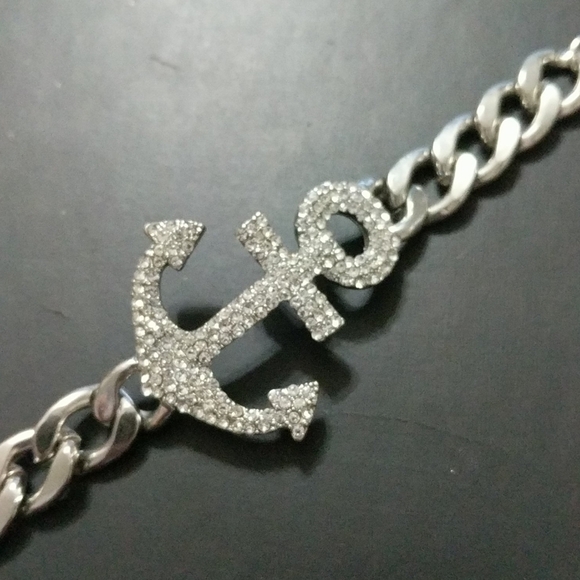 Silver Tone Clear Rhinestone Anchor Chain Link Statement Bracelet - Picture 3 of 3